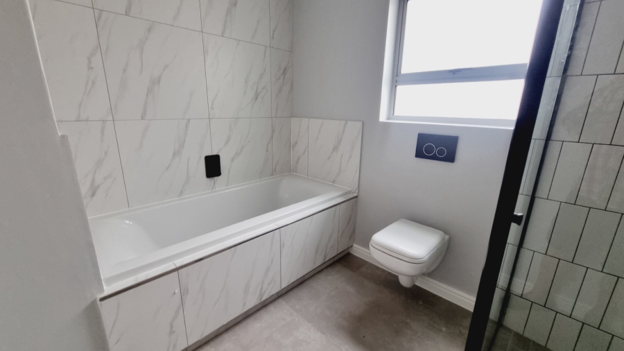 3 Bedroom Property for Sale in Sandown Western Cape